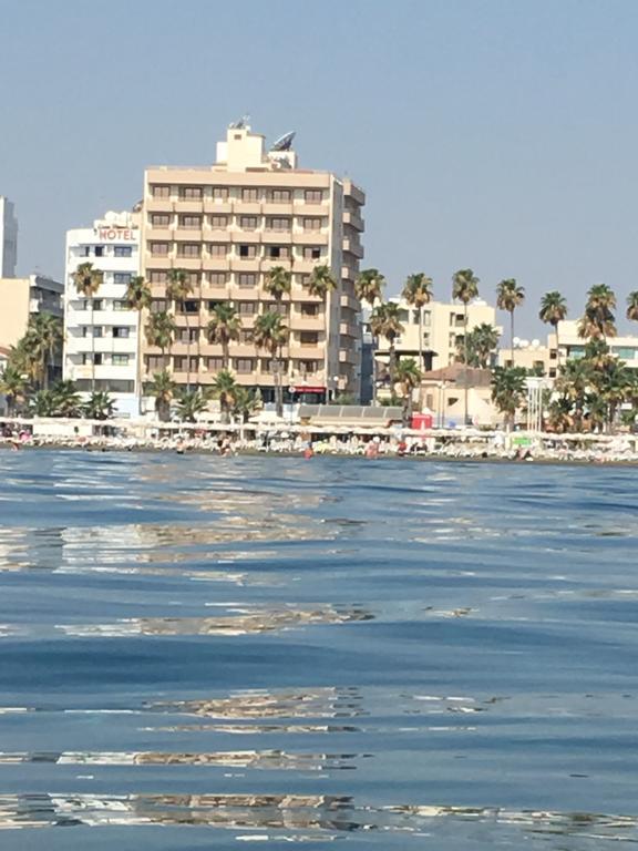 Διαμέρισμα Ithaki Phinikoudes No. 205 *